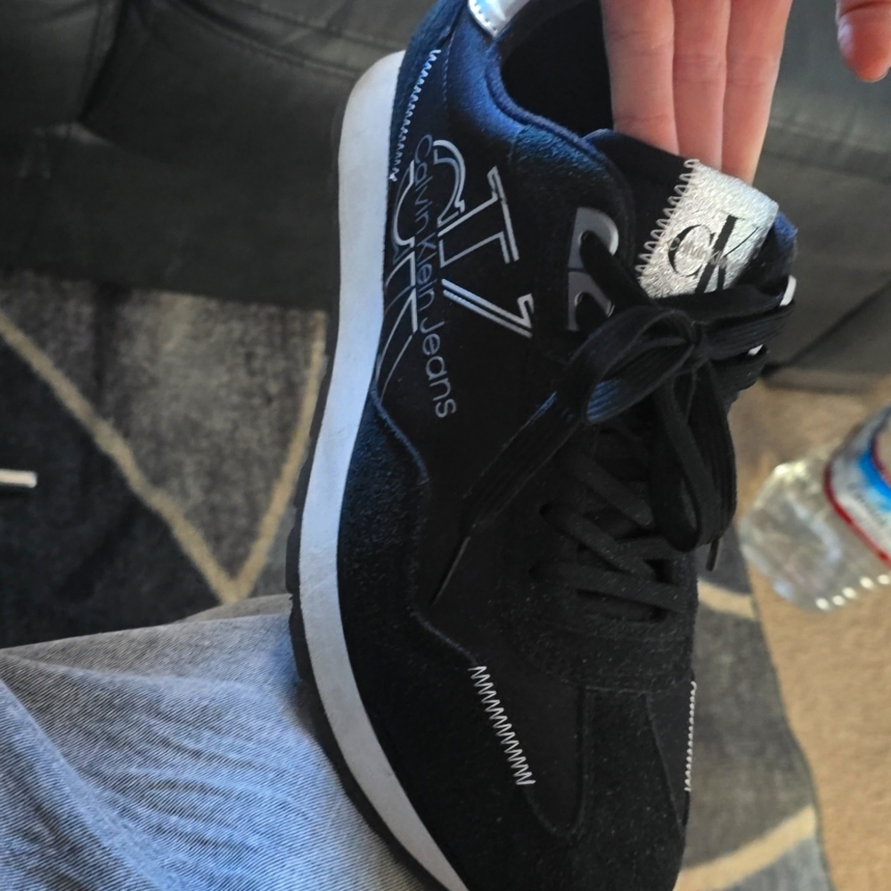 Calvin Klein shoes 11z